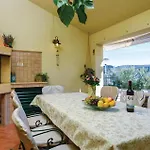 Four-bedroom In Klek
